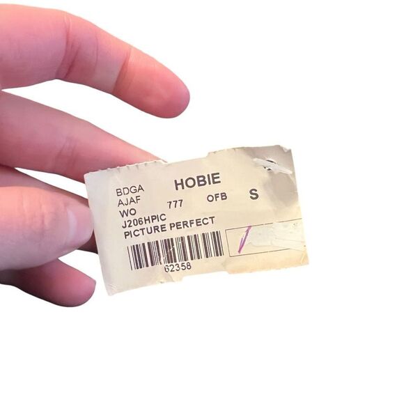 3 for $30! Billabong patterned romper. Size small - Picture 4 of 11